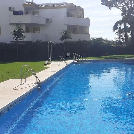 Apartamento- Atico En Mijas Costa , Con Piscina. Sitio de Calahonda Exterior photo